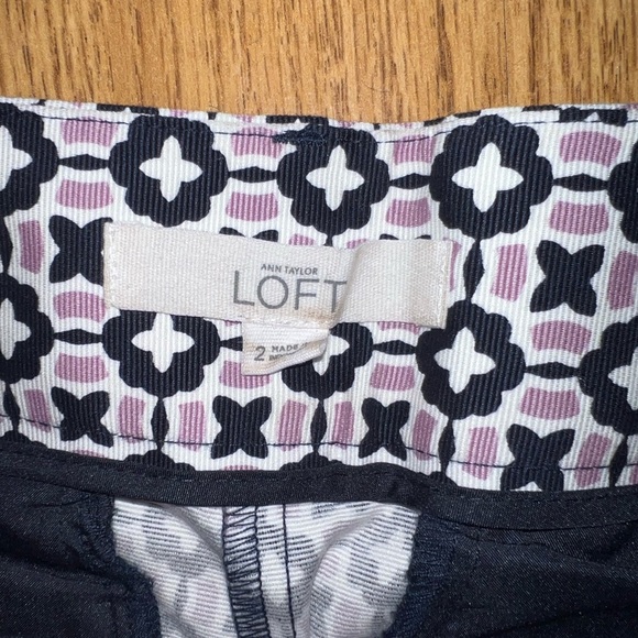 LOFT Shorts - Picture 3 of 5